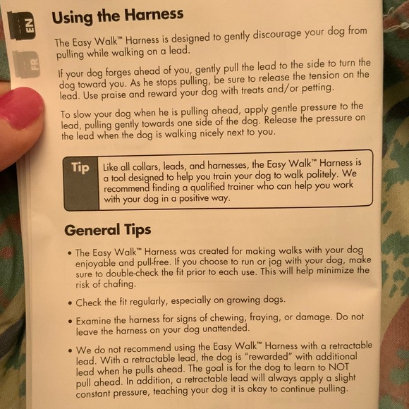 PetSafe Easy Walk Adjustable Nylon Harness and Lead (Small-Red) - Picture 9 of 9